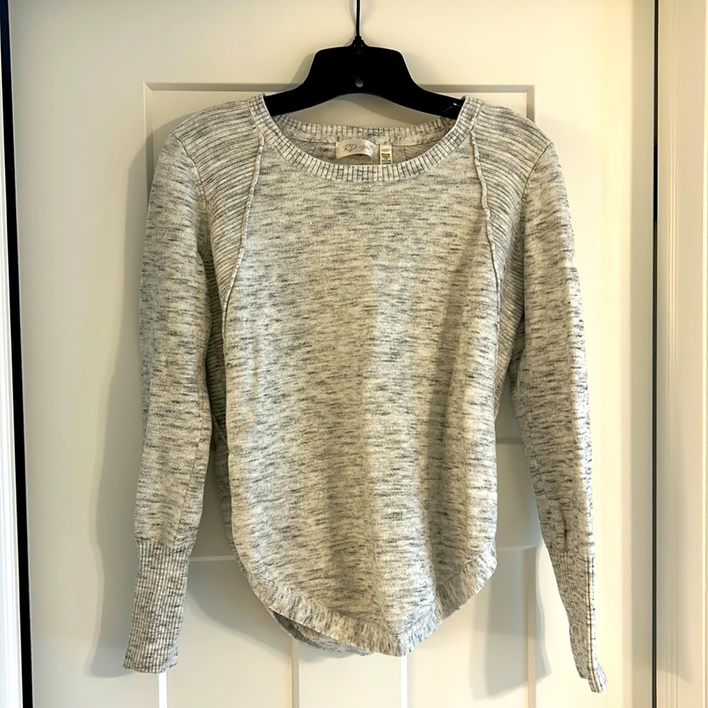 Grey sweater